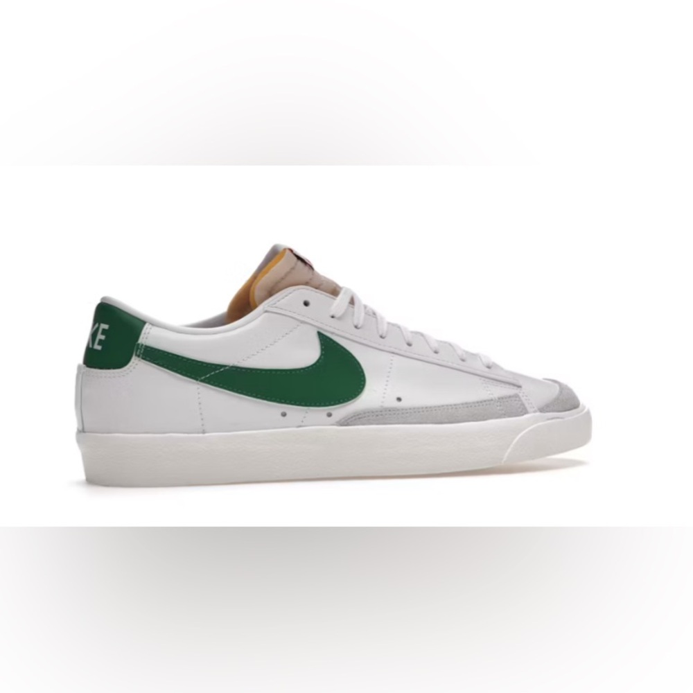 Nike Blazer Low 77 Vintage White Pine Green sneakers 8 Men/9.5 Women NIB